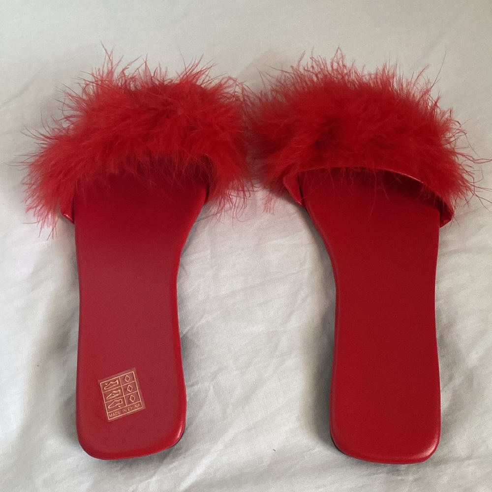 Brand New Shein Sandals!! Super Cute They Just Don’t Fit Never Worn Still In Box